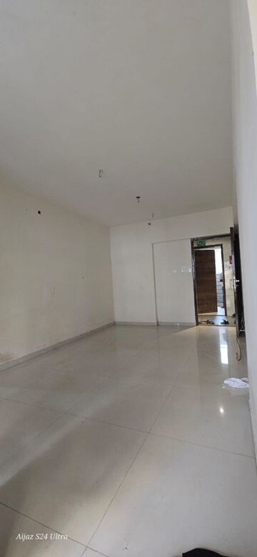 Room in 1 BHK Apartment at Ambarish CHS, Kurla East – for Rent