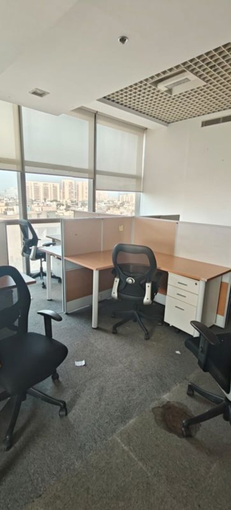 Team Area, vatika-city-point Commercial Office Space 1700 Sq.Ft. In Sector 25 Gurgaon 9722870