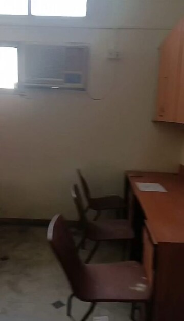 Staircase in  Warehouse at Park Street – for Rent