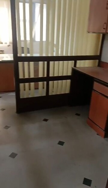 Room in  Warehouse at Park Street – for Rent