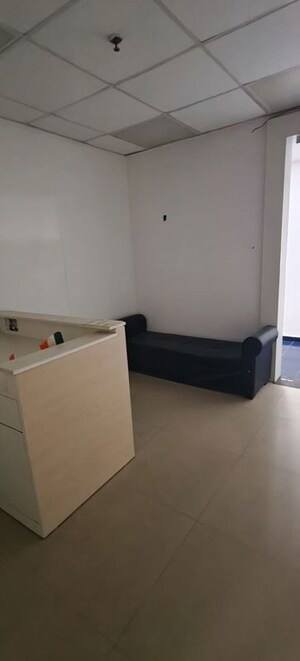 Room in  Office Space at JMD Regent Square, Sector 25 – for Rent
