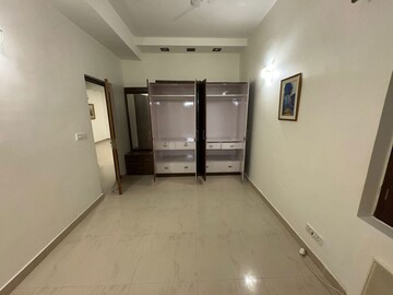 Room in 2 BHK Builder Floor at Shivalik Colony – for Rent