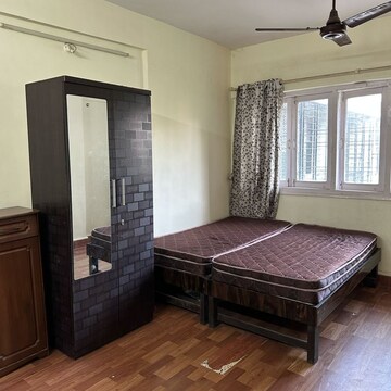 Living Room in 1 BHK Apartment at Lokhandwala Breeze Apartments, Lokhandwala Complex – for Rent