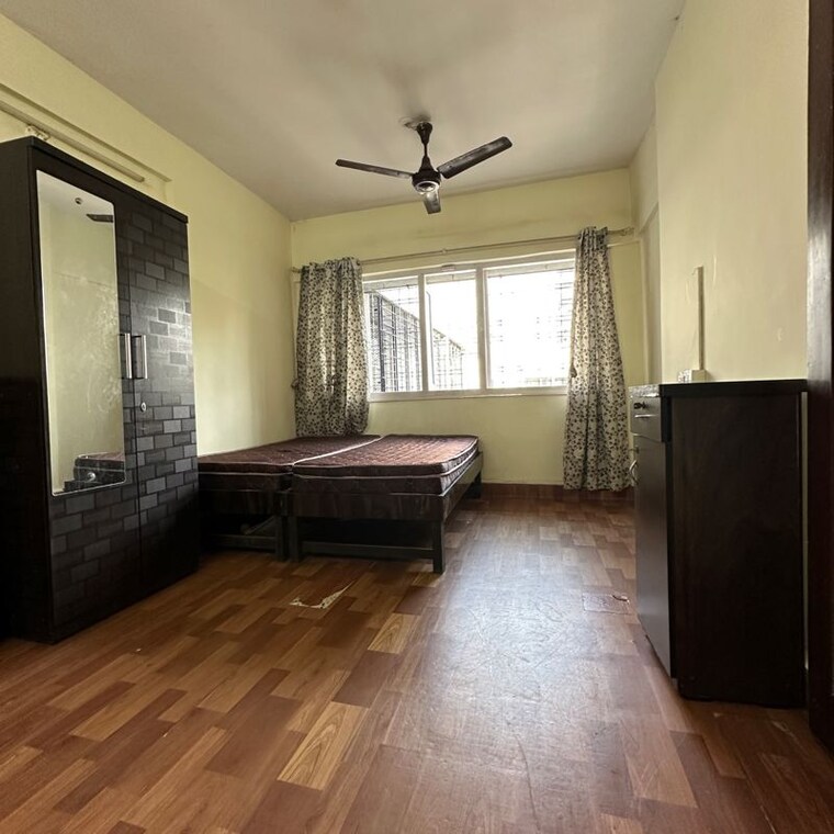 Living Room, lokhandwala-breeze-apartments 1 Bedroom 500 Sq.Ft. Apartment In Lokhandwala Complex Mumbai 9722882