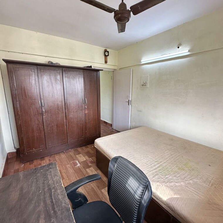 Bedroom, lokhandwala-breeze-apartments 1 Bedroom 500 Sq.Ft. Apartment In Lokhandwala Complex Mumbai 9722882