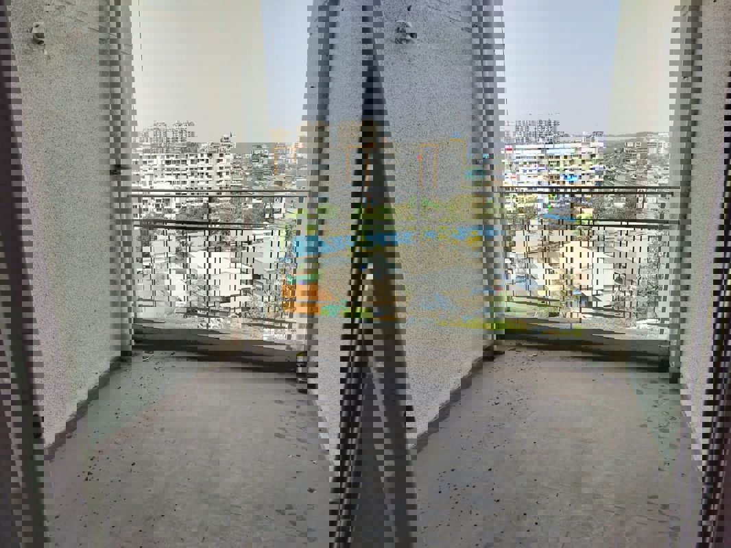 3 BHK + Servant Room 1500 Sq.Ft. Apartment in Karan Suncoast