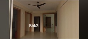 Room in 2 BHK Apartment at Tellapur – for Rent