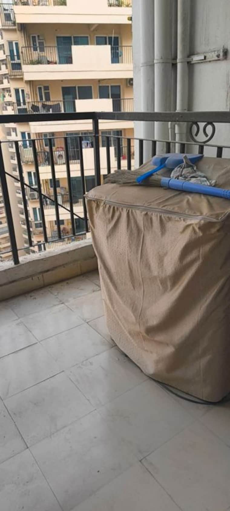 Balcony, gaur-city-2-14th-avenue 1 Bedroom 550 Sq.Ft. Apartment In Sector 16c Greater Noida Greater Noida 9722956