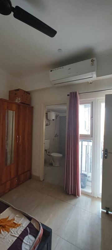 Building Lobby in 1 BHK Apartment at Gaur City 2 - 14th Avenue, Sector 16c Greater Noida – for Rent