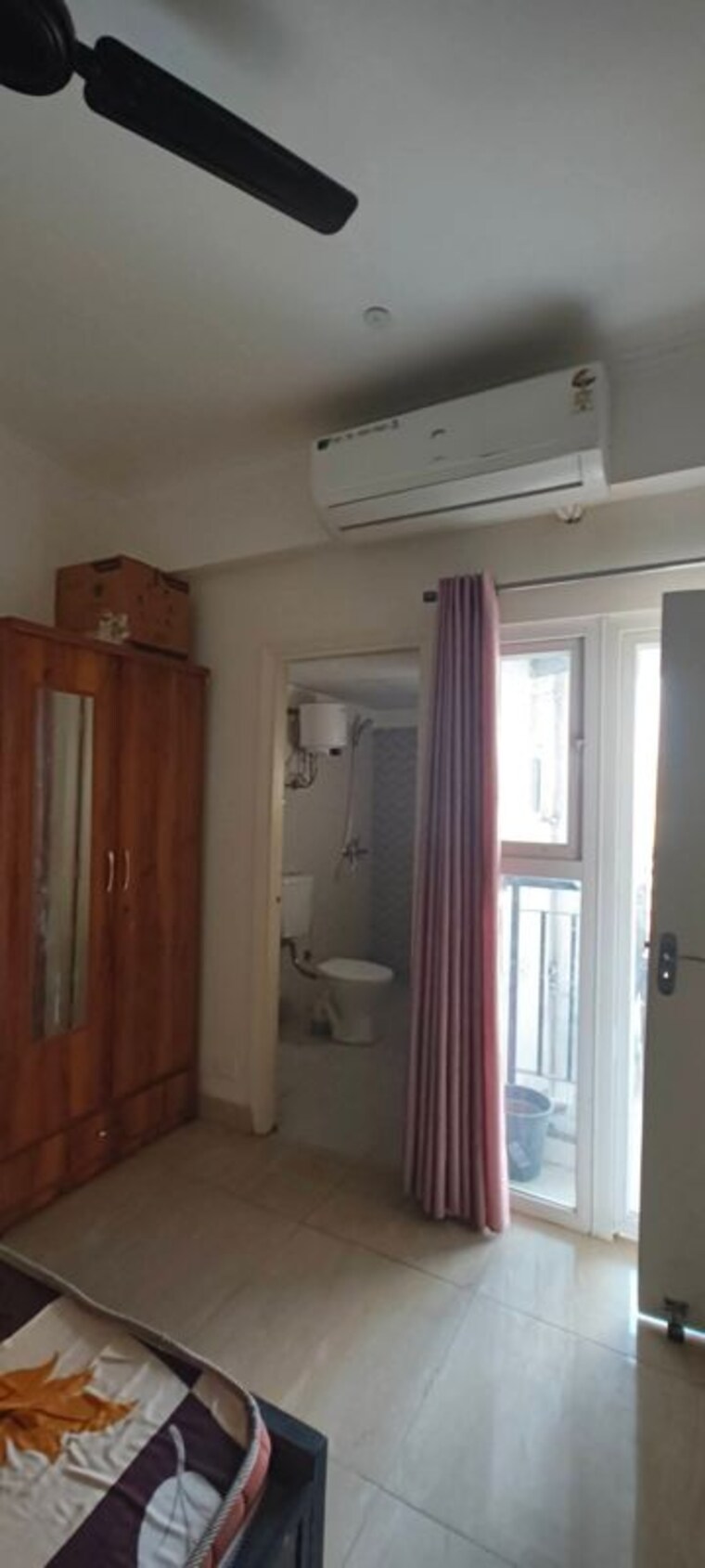 undefined, gaur-city-2-14th-avenue 1 Bedroom 550 Sq.Ft. Apartment In Sector 16c Greater Noida Greater Noida 9722956