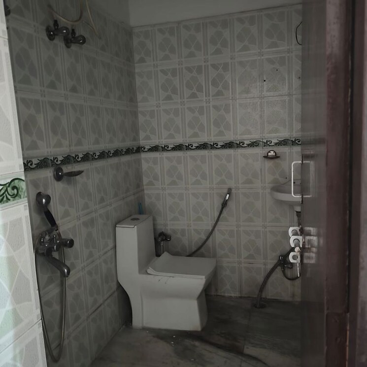 Bathroom, gomti nagar Pg For Girls In Gomti Nagar 9722978