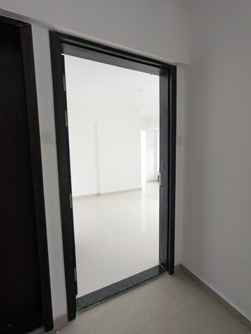 Room in 1 BHK Apartment at ARV Uthville, Kharadi – for Rent