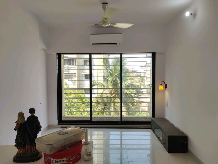 Bedroom, vaibhav-paradise 2.5 Bedroom 900 Sq.Ft. Apartment In Santacruz East Mumbai 9722996