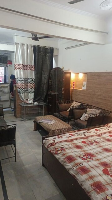 Living Room in 1 BHK Builder Floor at Patel Nagar – for Rent