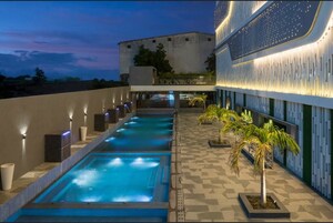 Swimming Pool in 1 BHK Apartment at Majestique Towers, Kharadi – for Rent