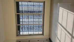 Room in 2.5 BHK Apartment at Vasant Fiona, Pokhran Road No Two – for Sale