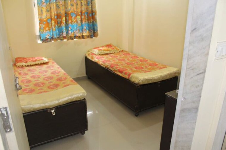 Bedroom, vaishnodevi circle 2 Bedroom 1080 Sq.Ft. Apartment In Vaishnodevi Circle Ahmedabad 9723033