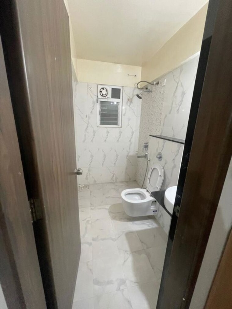 Bathroom, majestique-towers 2 Bedroom 825 Sq.Ft. Apartment In Kharadi Pune 9723050
