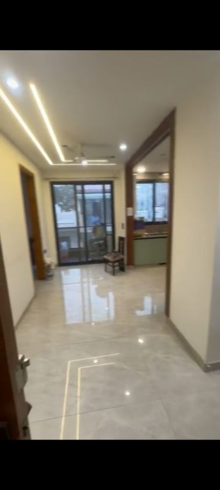 Room, rohini 3 Bedroom 1000 Sq.Ft. Builder Floor In Rohini Delhi 9723059