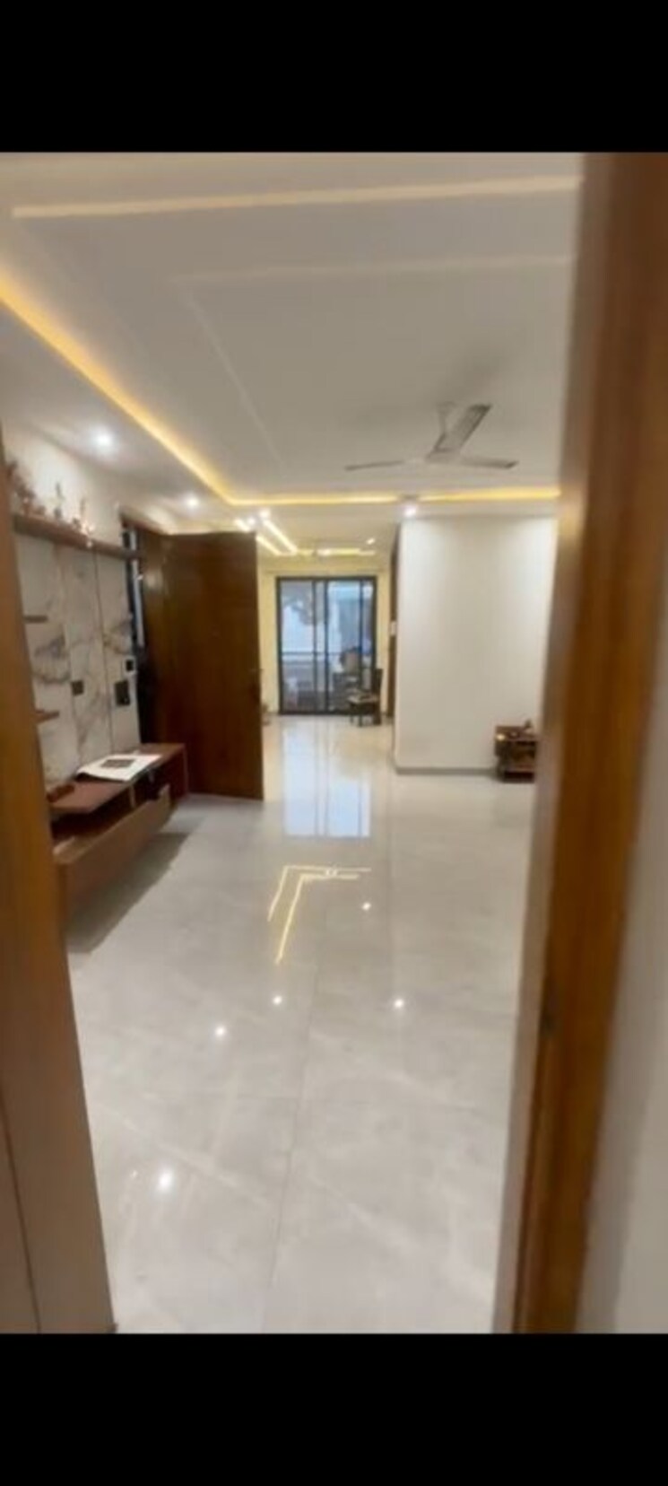 Living Room, rohini 3 Bedroom 1000 Sq.Ft. Builder Floor In Rohini Delhi 9723059