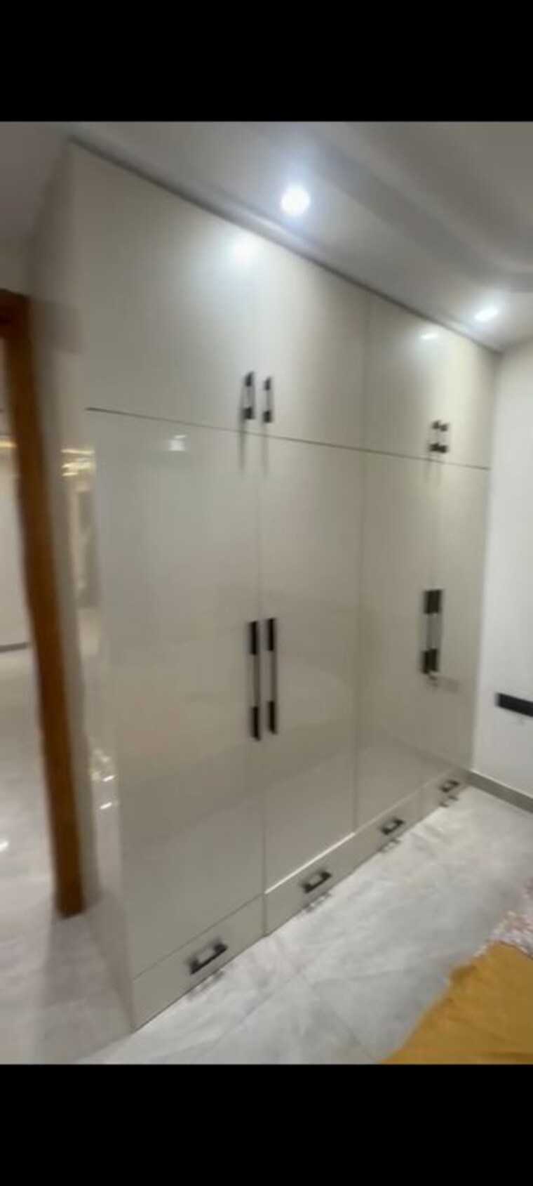 Bathroom, rohini 3 Bedroom 1000 Sq.Ft. Builder Floor In Rohini Delhi 9723059