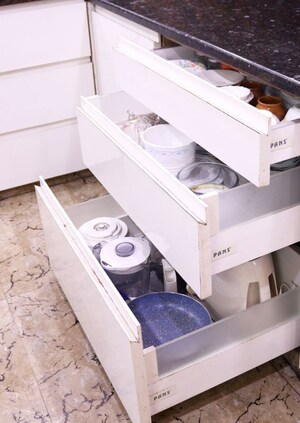 Furnished Amenities in 2 BHK Builder Floor at Prashant Vihar – for Rent