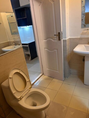 Bathroom in 3 BHK Apartment at Trishla City, Patiala Road – for Rent