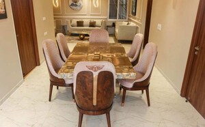 Living Room in 4 BHK Apartment at Vile Parle West – for Rent