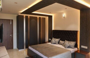 4 BHK Apartment For Rent in Vile Parle West