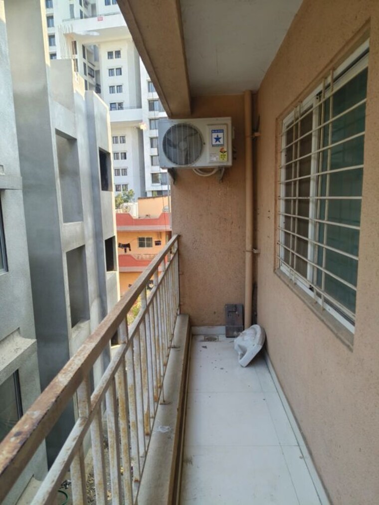 Balcony, wadgaon sheri 1 Bedroom 560 Sq.Ft. Apartment In Wadgaon Sheri Pune 9723087