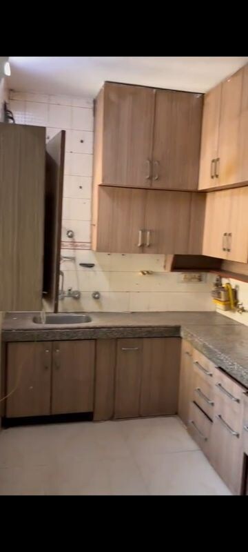 Kitchen in 3 BHK Builder Floor at Rohini Sector 13 – for Rent