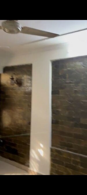 Furnished Amenities in 3 BHK Builder Floor at Rohini Sector 13 – for Rent