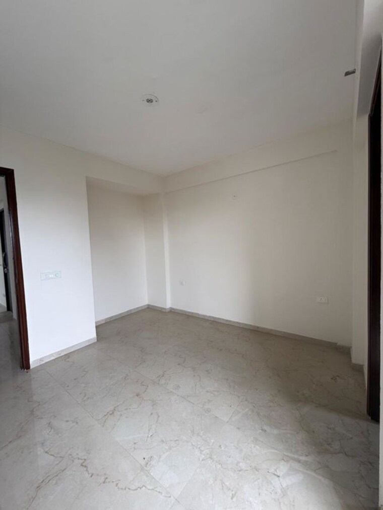 Room, smart-world-gems 2.5 Bedroom 1194 Sq.Ft. Apartment In Sector 89 Gurgaon 9723101