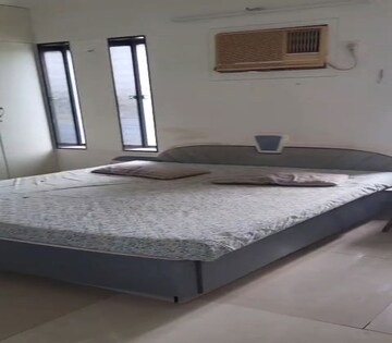 Bedroom in 4 BHK Apartment at Dadar East – for Sale