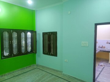 Room in 1 BHK Builder Floor at Aishbagh – for Rent