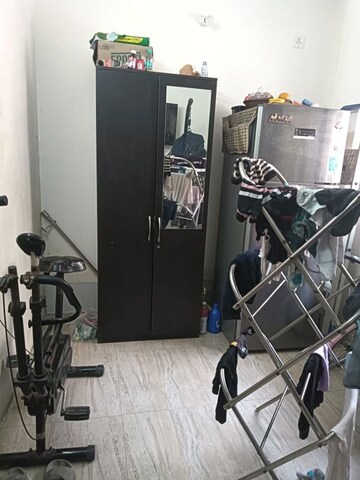 Gym in 3 BHK Builder Floor at Pitampura – for Rent