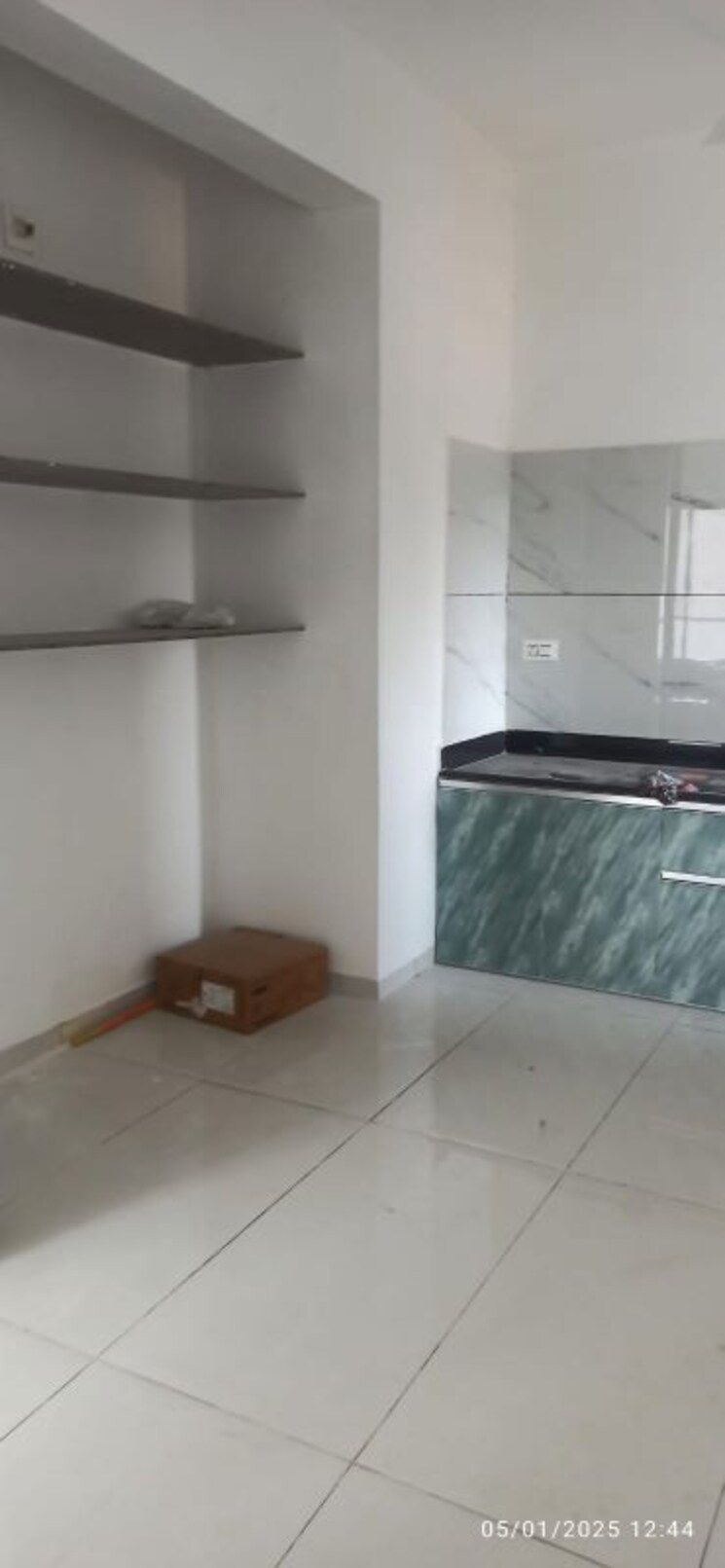 Bathroom, chandkheda 3 Bedroom 1800 Sq.Ft. Apartment In Chandkheda Ahmedabad 9723151