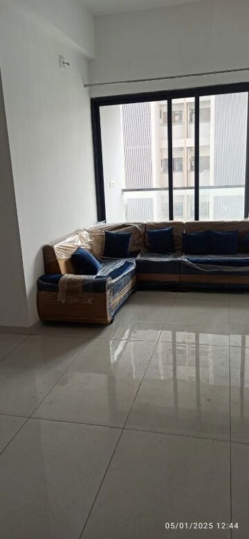 Living Room in 3 BHK Apartment at Chandkheda – for Rent