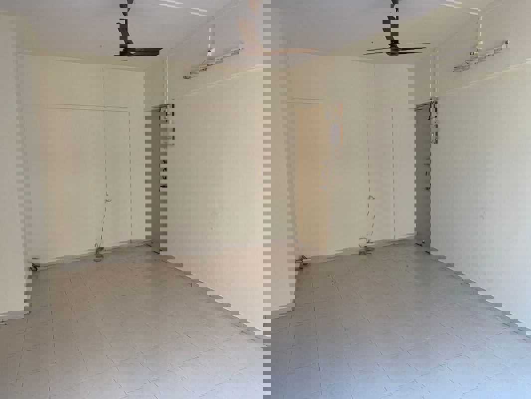 2 BHK Apartment For Rent in Gujarat Colony