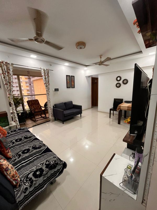 2 BHK + Pooja Room 750 Sq.Ft. Apartment in Kohinoor Zen Estate