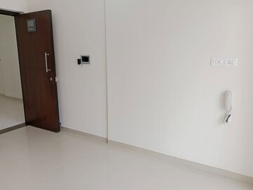 Room in 1 BHK Apartment at Duville Riverdale Suites, Kharadi – for Rent