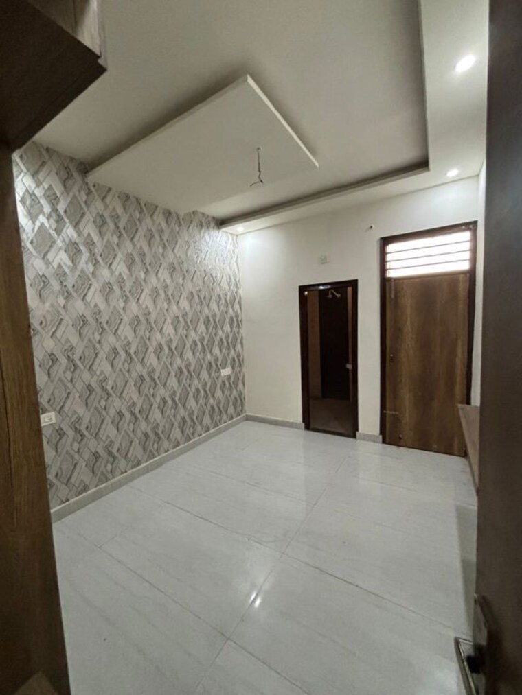 Bedroom, dhakoli 3 Bedroom 100 Sq.Ft. Builder Floor In Dhakoli Zirakpur 9723245