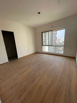 Room in 4 BHK Apartment at Arihant Balaji Pride, Chembur – for Rent