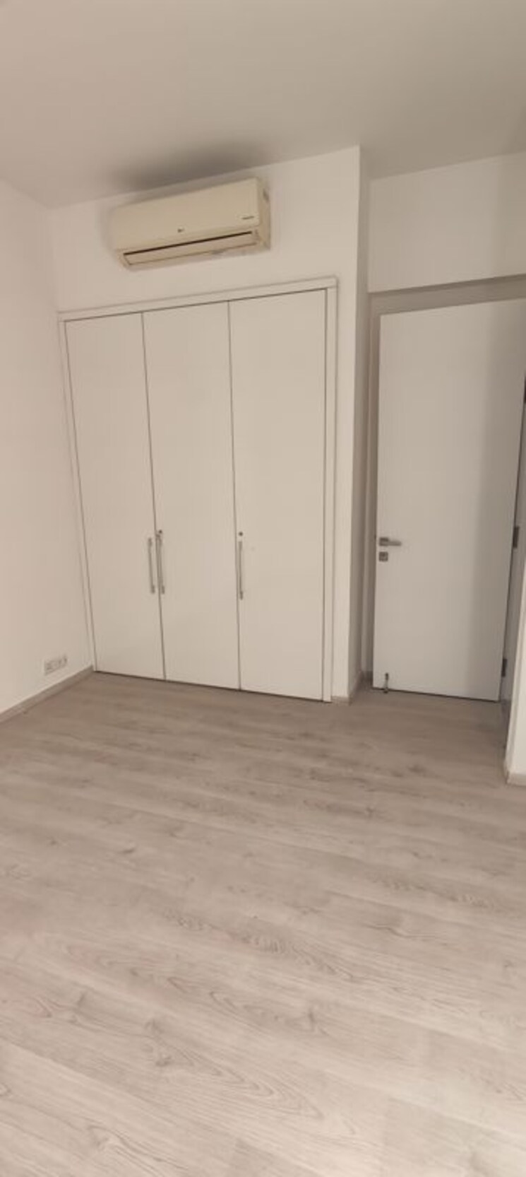 Room, ireo-skyon 3 Bedroom 2045 Sq.Ft. Apartment In Sector 60 Gurgaon 9723247