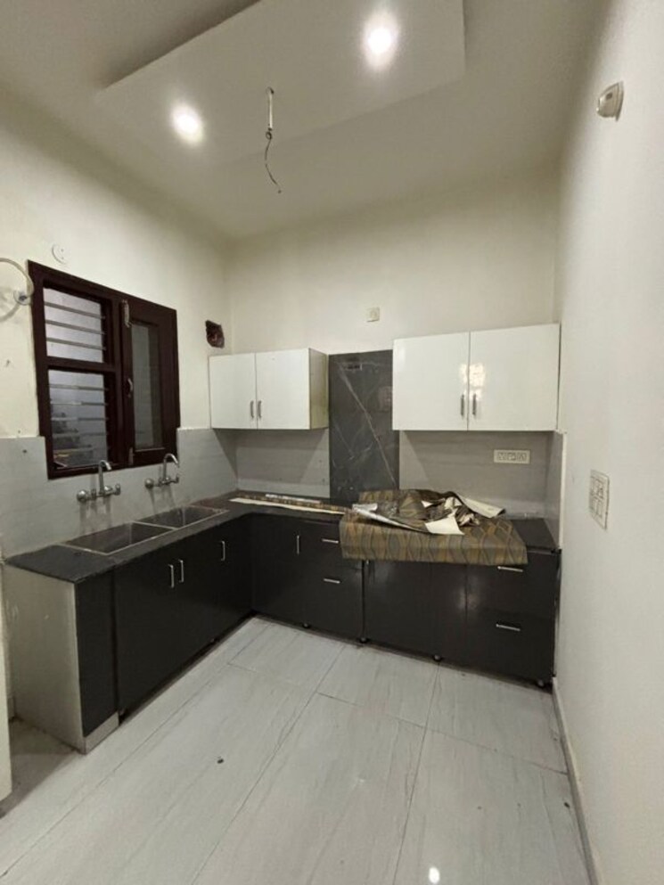 Kitchen, dhakoli 3 Bedroom 150 Sq.Yd. Builder Floor In Dhakoli Zirakpur 9723265