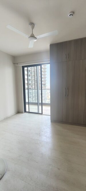 Room in 3.5 BHK Apartment at Conscient Hines Elevate, Sector 59 – for Sale