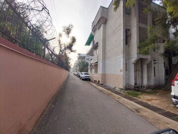 2 BHK Apartment – Exterior View View at Rwa Jalvayu Vihar Noida, Sector 25 - for Rent