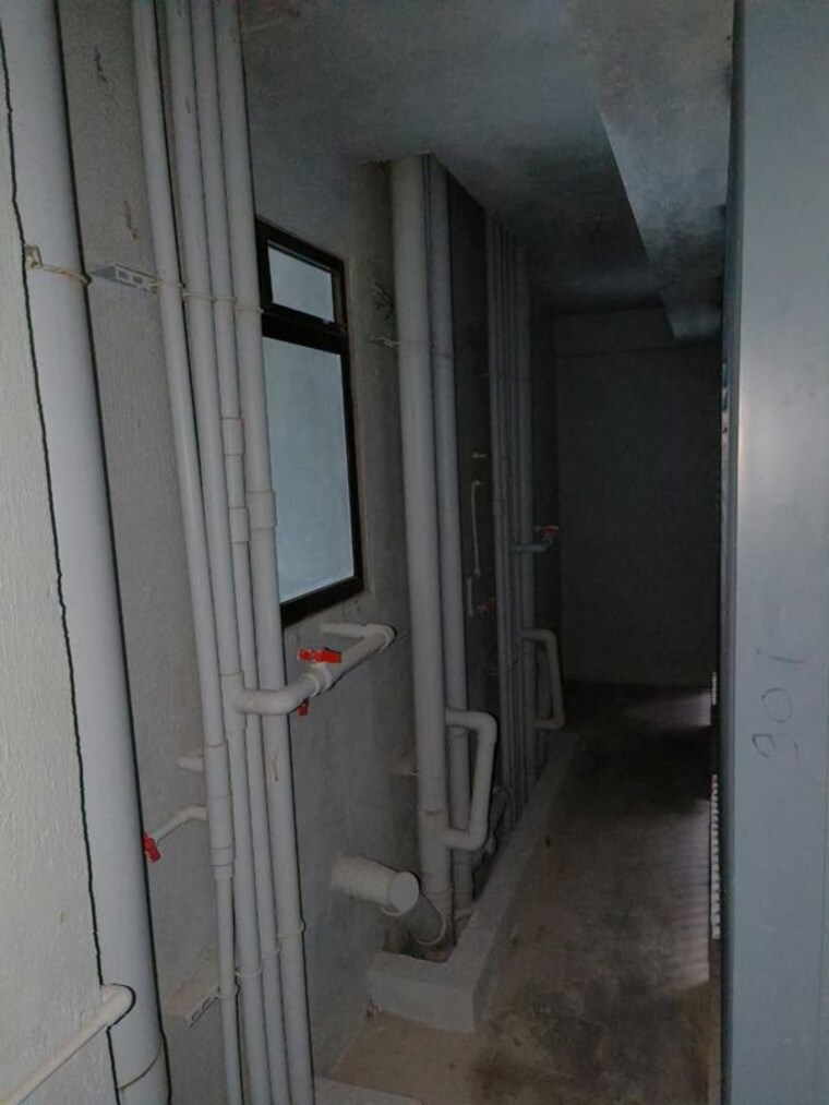 Bathroom, jyoti-sukriti 3 Bedroom 892 Sq.Ft. Apartment In Goregaon East Mumbai 9723341