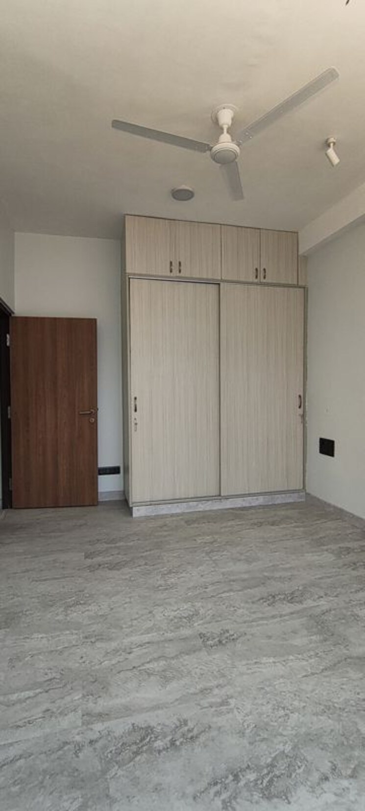 Room, emaar-mgf-emerald-hills 4 Bedroom 270 Sq.Yd. Builder Floor In Sector 65 Gurgaon 9723358