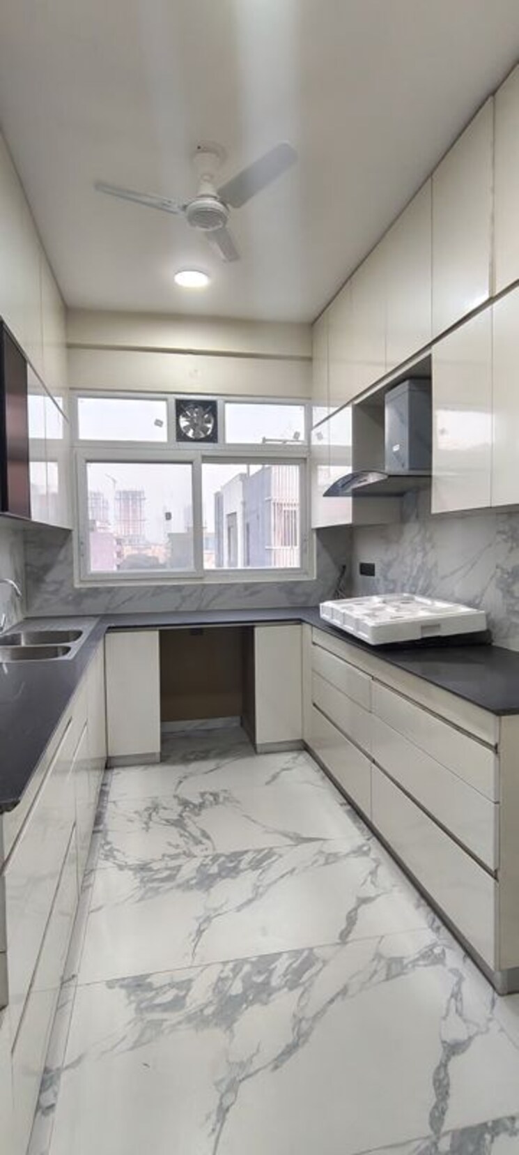 Kitchen, emaar-mgf-emerald-hills 4 Bedroom 270 Sq.Yd. Builder Floor In Sector 65 Gurgaon 9723358